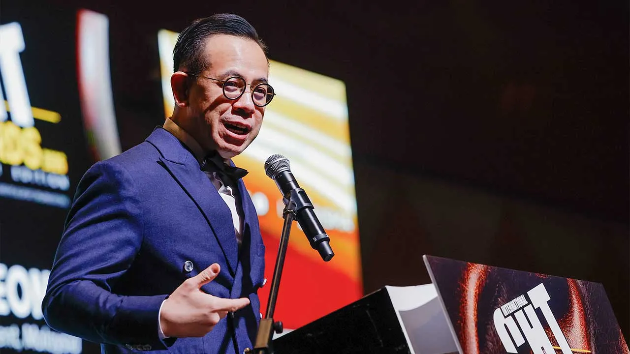 PETALING JAYA, July 11 -- Minister of Entrepreneur and Cooperatives Development Steven Sim Chee Keong delivers his speech during the 11th CHT International Awards 2026 here today.  Organised biennially by CHTNetwork, the prestigious awards ceremony is supported by MATRADE, with AFFIN DIVENTIUM, Volvo and Volvo Sisma as Principal Partners, while vivo Malaysia, Beryl’s Gourmet, Ghee Hiang and ONE EAST MUSEUM are supporting partners.  -- fotoBERNAMA (2026) COPYRIGHT RESERVED