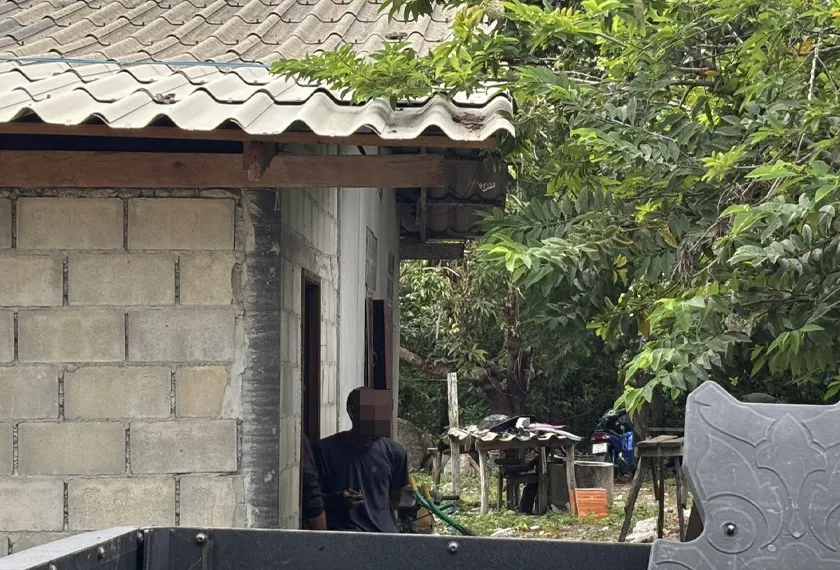 Polis Thailand, pengeboman, lebuh raya 42, kampung Phrai Wan,Narathiwat. cred awani
