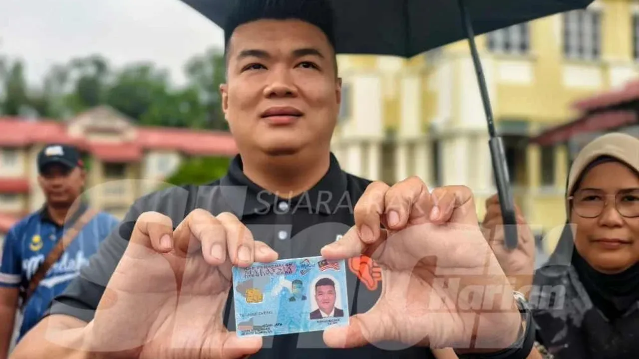 SEREMBAN – [DIKEMAS KINI]  “Saya nak beritahu Anthony Loke, alamat kad pengenalan saya adalah di Negeri Sembilan iaitu di Taman Seremban Jaya, Seremban,”  Demikian reaksi ahli perniagaan Albert Tei bagi menjawab kenyataan Setiausaha Agung DAP, Anthony Loke Siew Fook yang memintanya menukar alamat terlebih dahulu sekiranya mahu bertanding dalam Pilihan Raya Negeri (PRN) Negeri Sembilan.
