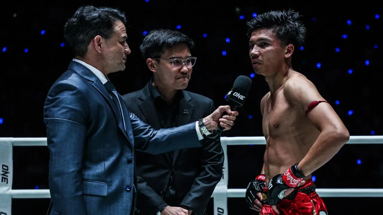 Petarung muay thai negara, Aliff Rakib, enggan memandang rendah akan lawan lebih berpengalaman selepas dijadualkan akan berdepan petarung veteran dari Thailand, Sam-A Gaiyanghadao, pada Jumaat ini. -- stadiumastro