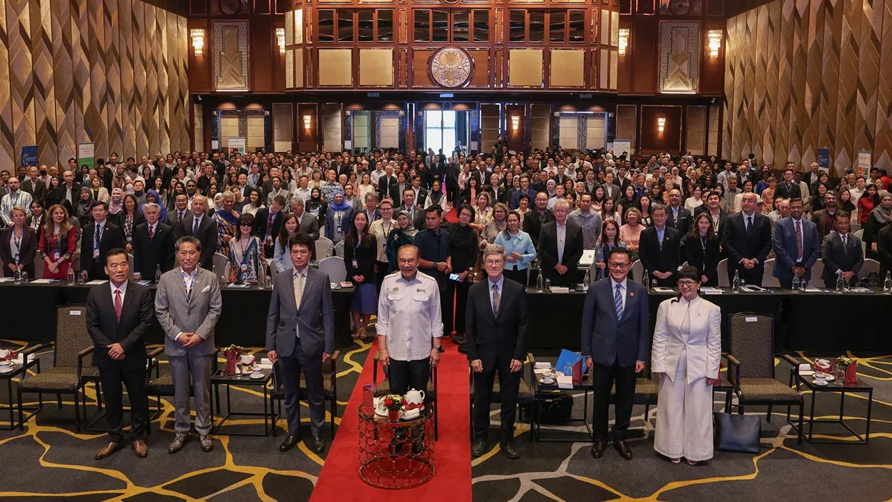 Petaling Jaya , 29 Julai 2026. Perdana Menteri , Datuk Seri Anwar Ibrahim pada Persidangan Peralihan dan Integrasi Tenaga GBA-ASEAN di Sunway Resort Hotel.Astro AWANI / SHAHIR OMAR