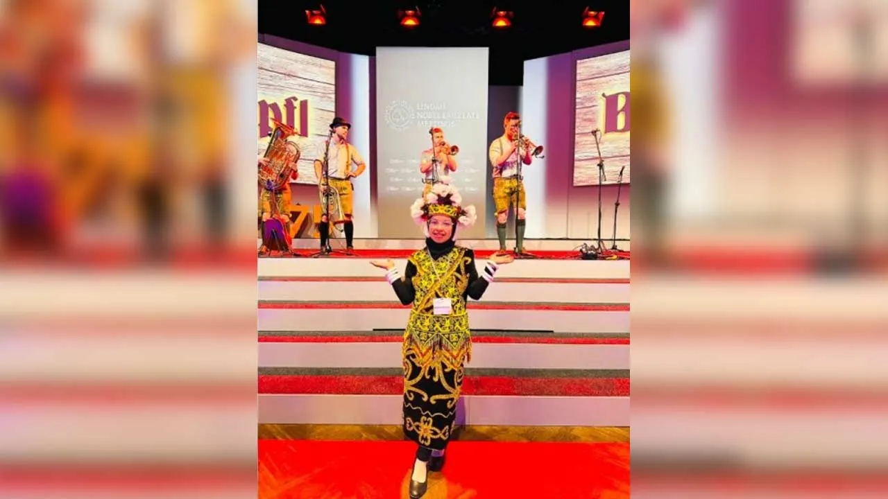 Busana Orang Ulu