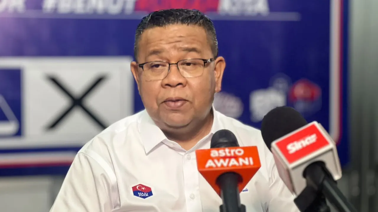 Calon BN DUN Benut, Datuk Mohd Sumali Reduan