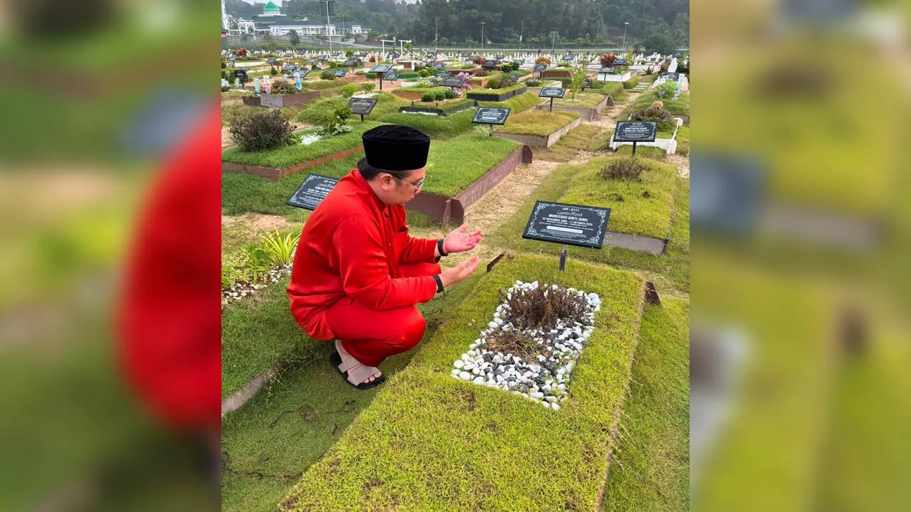 Calon PH pusara isteri_FB Ustaz Shahir