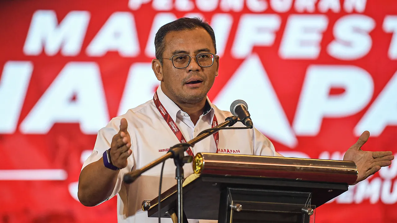 JOHOR BAHRU, 3 Julai -- Menteri Besar Selangor yang juga Naib Presiden Keadilan, Datuk Seri Amirudin Shari memberi ucapan pada Majlis Peluncuran Manifesto Harapan Johor Untuk Semua hari ini.  -- fotoBERNAMA (2026) HAK CIPTA TERPELIHAR