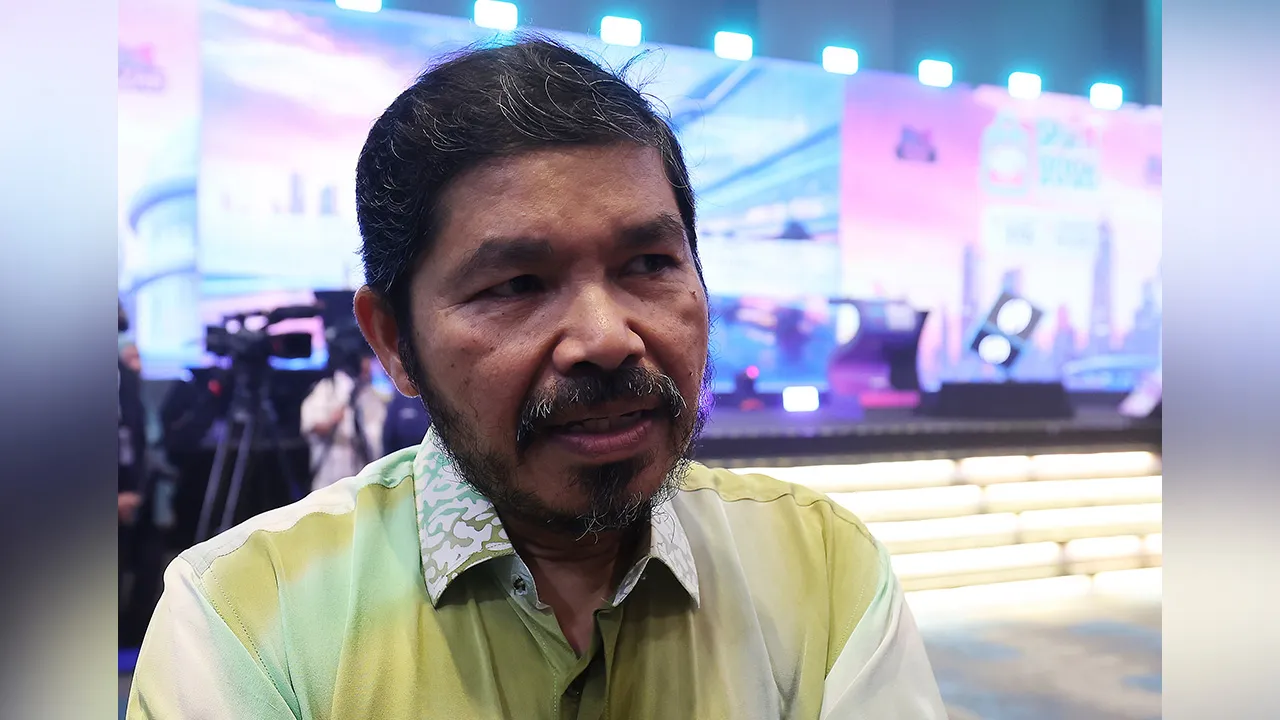PUTRAJAYA, 8 Jul -- Bekas Ketua Perangkawan, Datuk Seri Dr Mohd Uzir Mahidin ketika ditemui Bernama baru baru ini.  --fotoBERNAMA (2026) HAK CIPTA TERPELIHARA