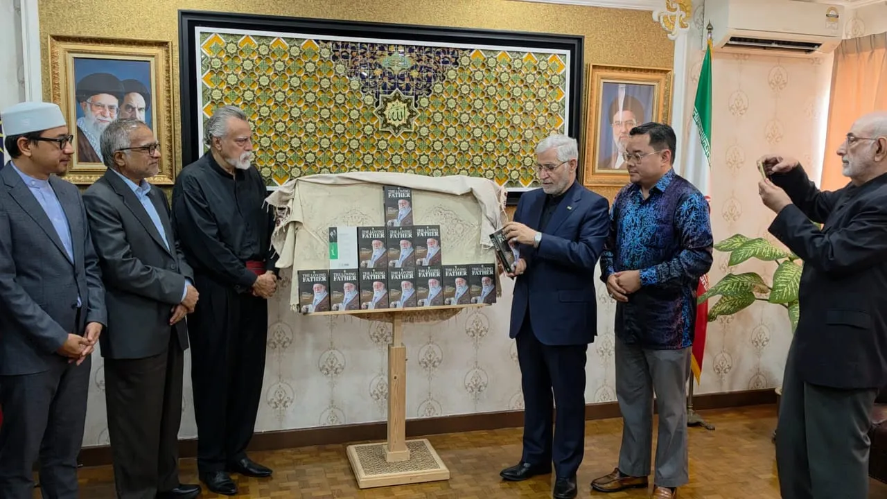 Duta Iran Pelancaran Buku