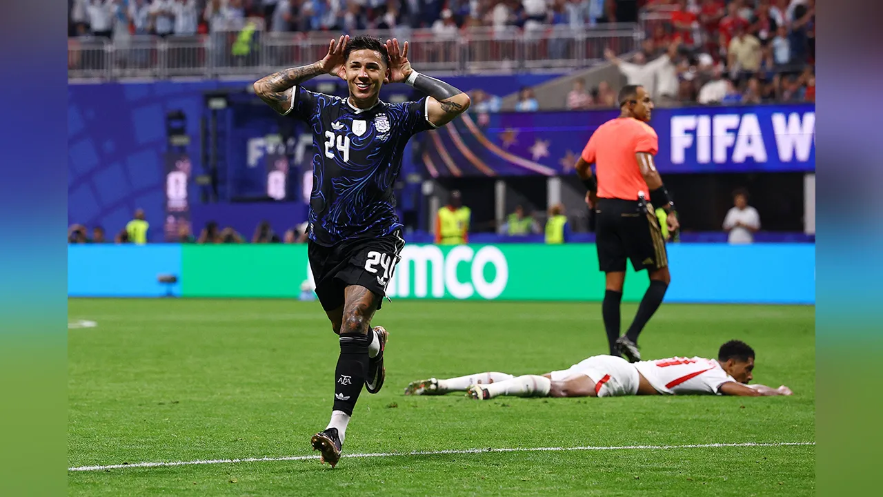 Soccer Football - FIFA World Cup 2026 - Semi Final - England v Argentina - Atlanta Stadium, Atlanta, Georgia, U.S. - July 15, 2026 Argentina's Enzo Fernandez celebrates scoring their first goal REUTERS/Agustin Marcarian