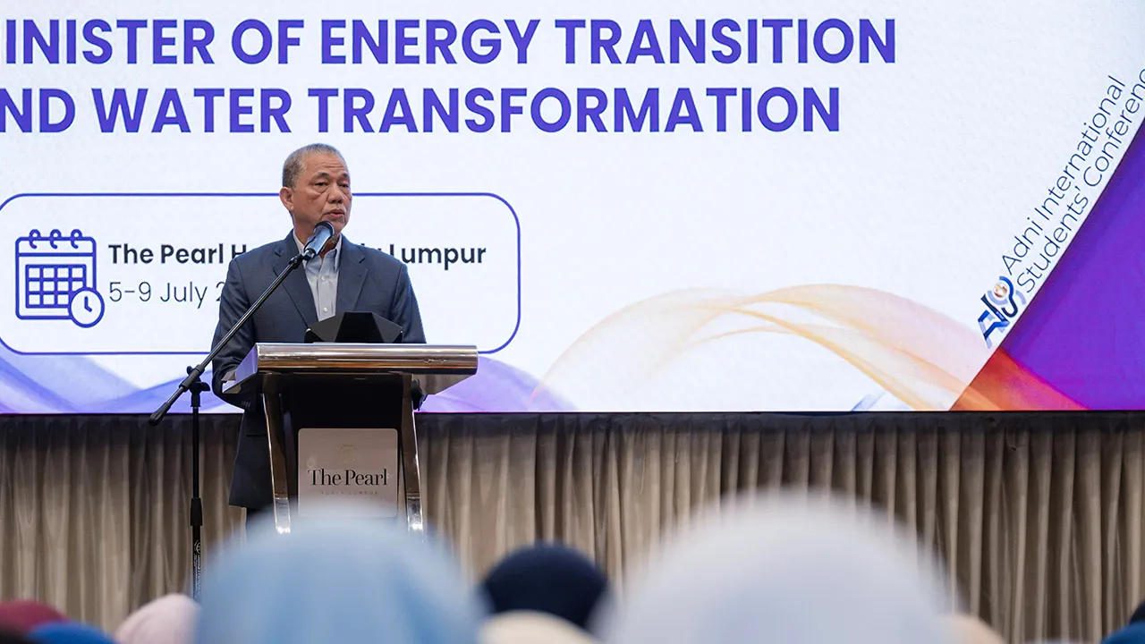 KUALA LUMPUR, July 6 -- Deputy Prime Minister Datuk Seri Fadillah Yusof delivers his speech at the opening ceremony of ADNI International Students' Conference (AISC) 2026 today._BERNAMA