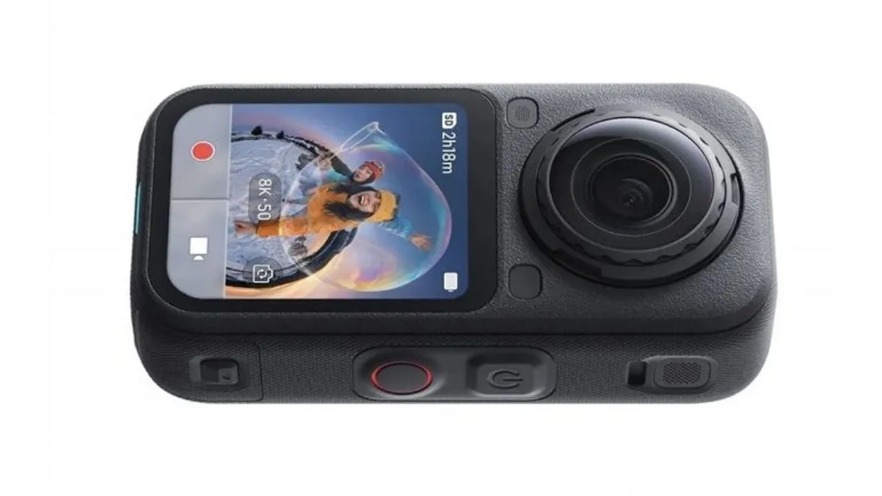 Insta360 bukan pelopor kamera 360 darjah tetapi mereka mungkin bertanggungjawab mempopularkannya kerana kamera mereka ditawarkan pada harga lebih mampu milik. Hujung minggu lalu, rekaan kamera Insta360 X6 telah tertiris menerusi laman WinFuture menunjukkan saiz yang lebih kecil berbanding Insta360 X5. _amanz