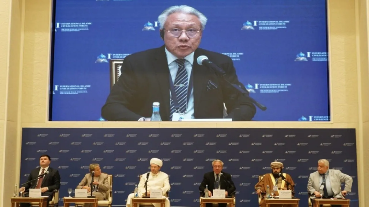 TASHKENT, 8 Julai (Bernama) Warisan keilmuan Imam al-Bukhari dan Imam al-Tirmidhi yang masih bertahan menawarkan dunia Islam rangka kerja untuk memerangi maklumat salah, mengukuhkan pengetahuan etika dan membina semula kepercayaan dalam era penyelewengan digital, kata seorang sarjana Islam.