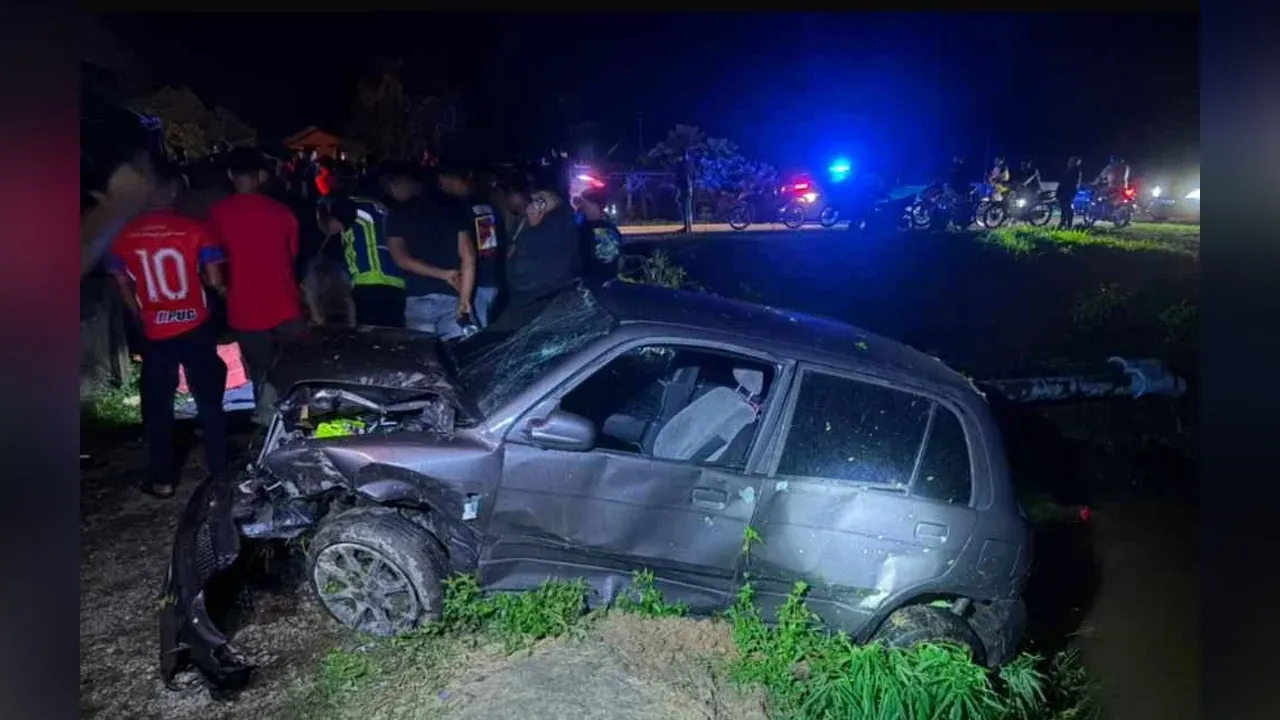 Anggota polis maut tercampak keluar kereta. SINAR HARIAN