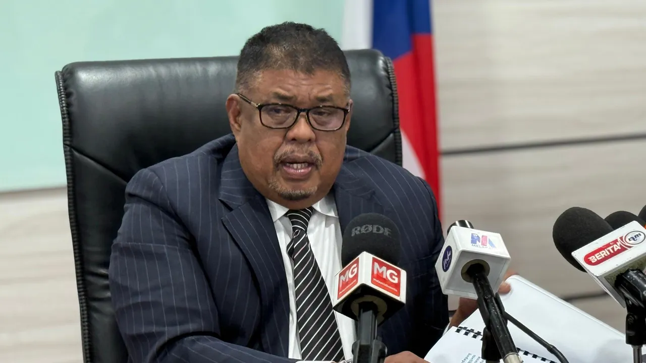 Ketua Menteri Melaka, Datuk Seri Ab Rauf Yusoh