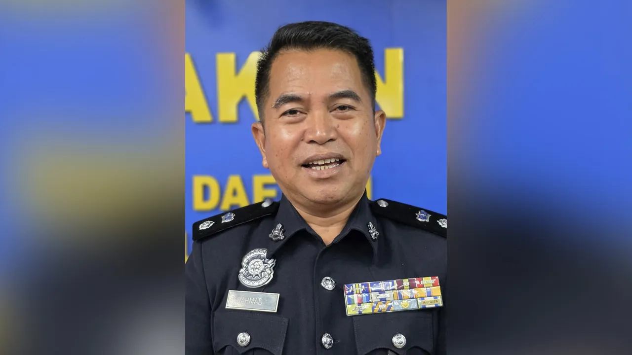 Ketua Polis Daerah Alor Gajah, Superintendan Ahmad Abu Bakar