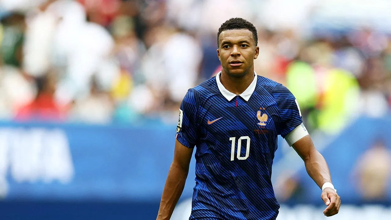 Soccer Football - FIFA World Cup 2026 - Bronze Final - France v England - Miami Stadium, Miami Gardens, Florida, U.S. - July 18, 2026 France's Kylian Mbappe at half time REUTERS/Carlos Barria 