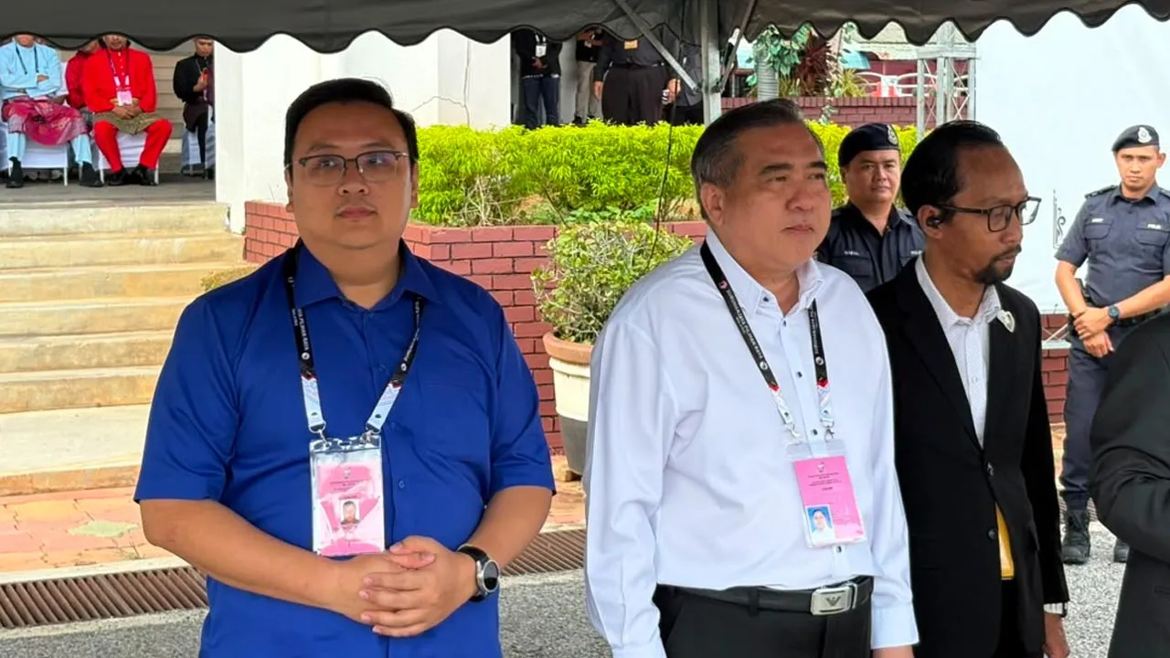 LOKE 2 PENJURU  Kredit astro awani