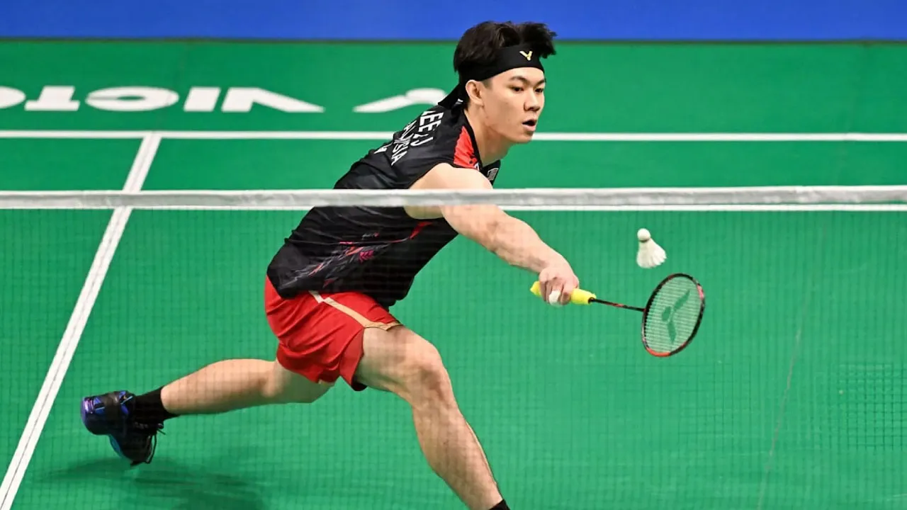 Hasrat perseorangan lelaki profesional negara, Lee Zii Jia, untuk menamatkan badi ke perlawanan akhir tidak kesampaian apabila tewas kepada Riki Takei dalam separuh akhir Kejohanan Badminton Terbuka Kanada, sebentar tadi. _Stadium Astro