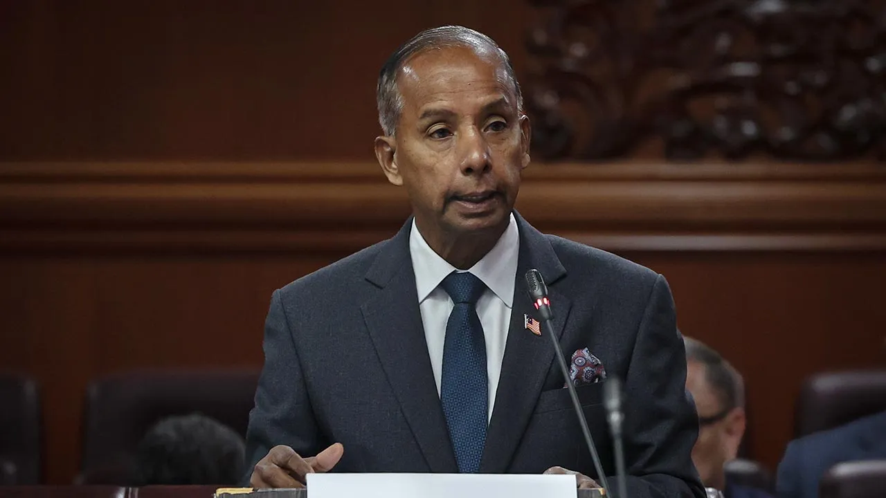 KUALA LUMPUR, 22 Julai -- Timbalan Menteri di Jabatan Perdana Menteri (Undang-Undang dan Reformasi Institusi) M. Kulasegaran ketika bacaan RUU sempena Mesyuarat Kedua, Penggal Kelima, Parlimen ke-15 Dewan Rakyat di Bangunan Parlimen hari ini.  --fotoBERNAMA (2026) HAK CIPTA TERPELIHARA