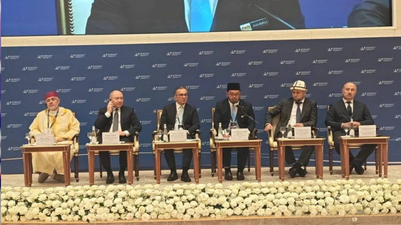 TASHKENT, 8 Julai (Bernama) -- Malaysia menggesa dunia Islam supaya bertindak balas terhadap tragedi kemanusiaan di Gaza dengan menegaskan semula prinsip sejagat berteraskan keadilan, ihsan dan maruah insan.