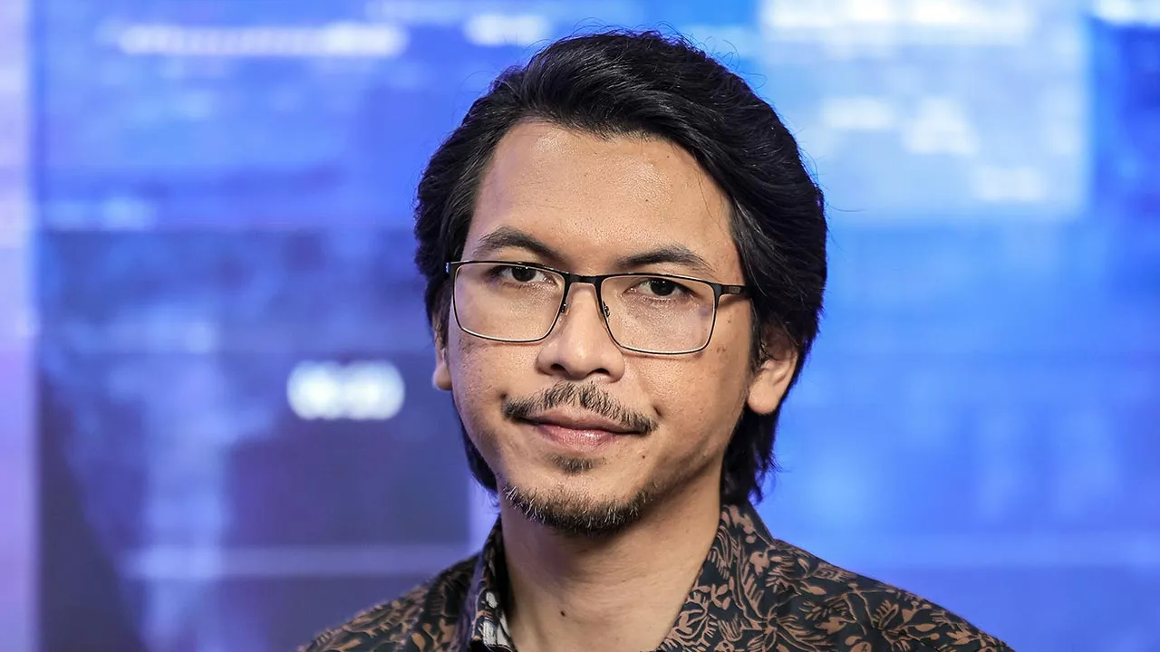 KUALA LUMPUR, 27 April -- Setiausaha Politik kepada Menteri Kewangan Muhammad Kamil ketika hadir pada program Ruang Bicara bertajuk 'Inisiatif MADANI: Perkukuh Jaringan Sosial' di Wisma Bernama malam ini.  --fotoBERNAMA (2026) HAK CIPTA TERPELIHARA