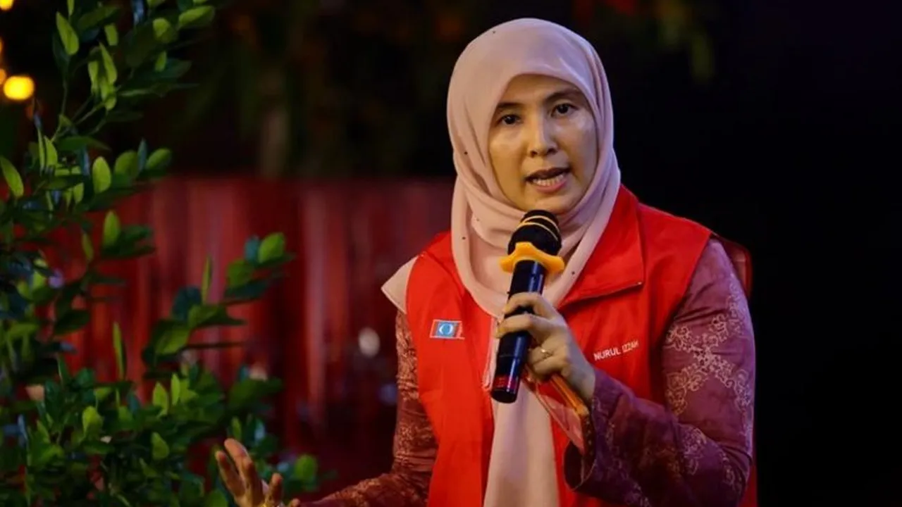 Government Still Attacked Whether RCI TH Report Disclosed or Not - Nurul Izzah