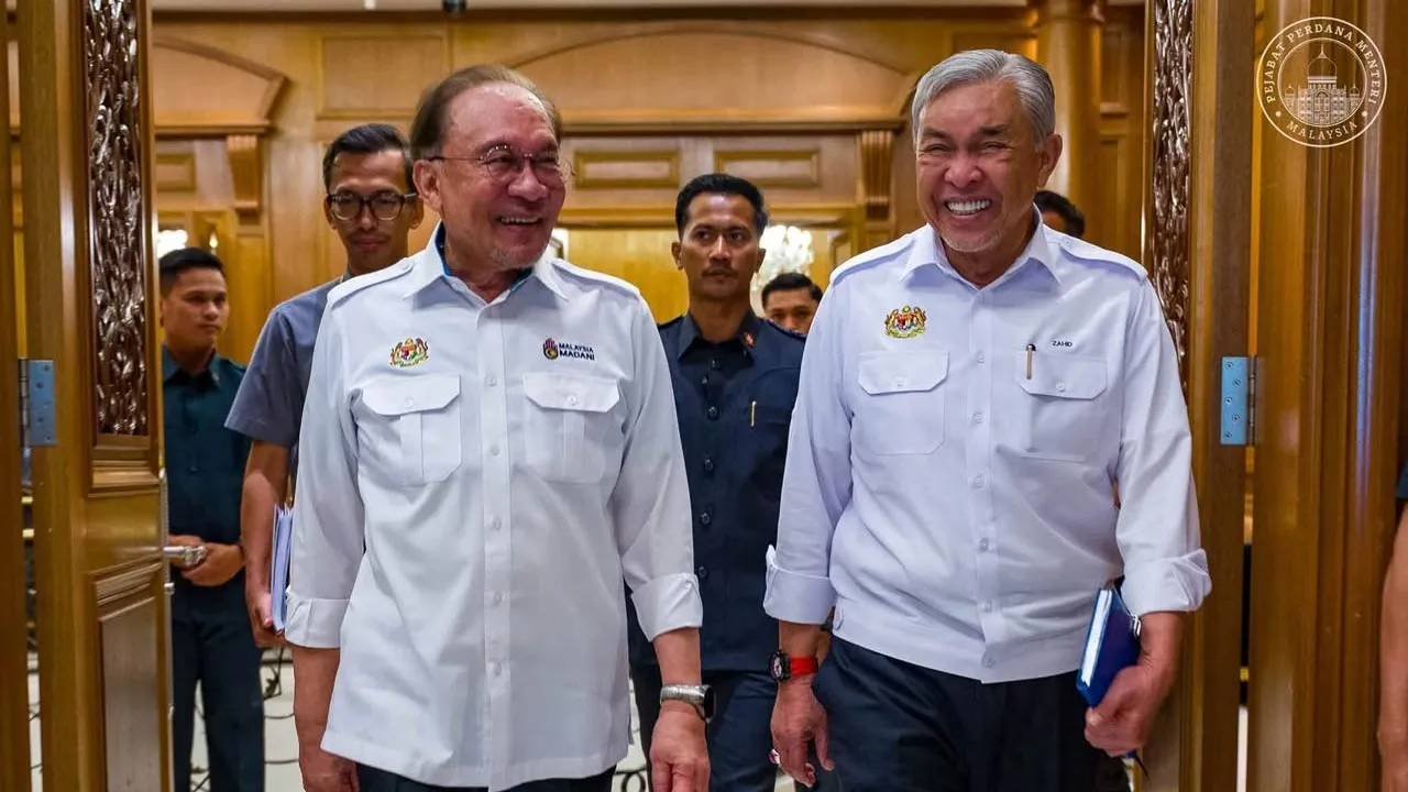 Pantun Anwar. Kredit Facebook Anwar Ibrahim