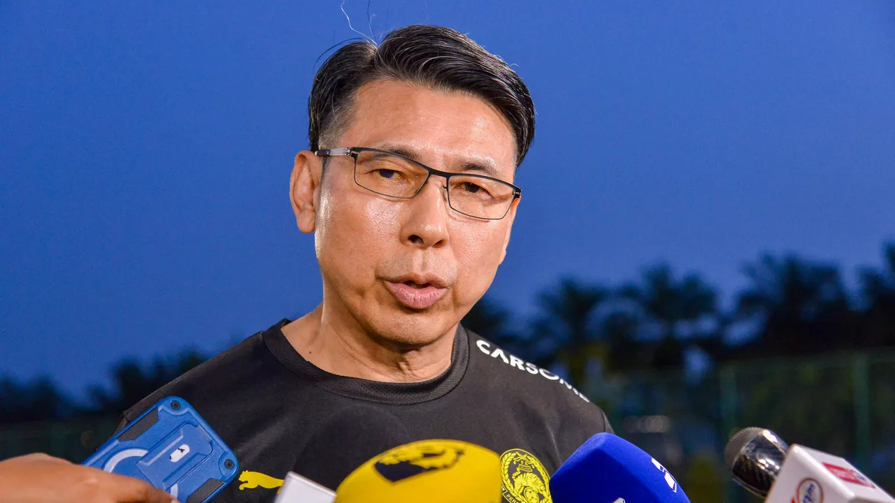 SHAH ALAM, 15 Julai -- Ketua Jurulatih Interim Harimau Malaya Tan Cheng Hoe ketika ditemubual pada sesi persiapan dan latihan Harimau Malaya menjelang kempen Piala ASEAN 2026 di Padang Sime Darby, hari ini.  --fotoBERNAMA (2026) HAK CIPTA TERPELIHARA