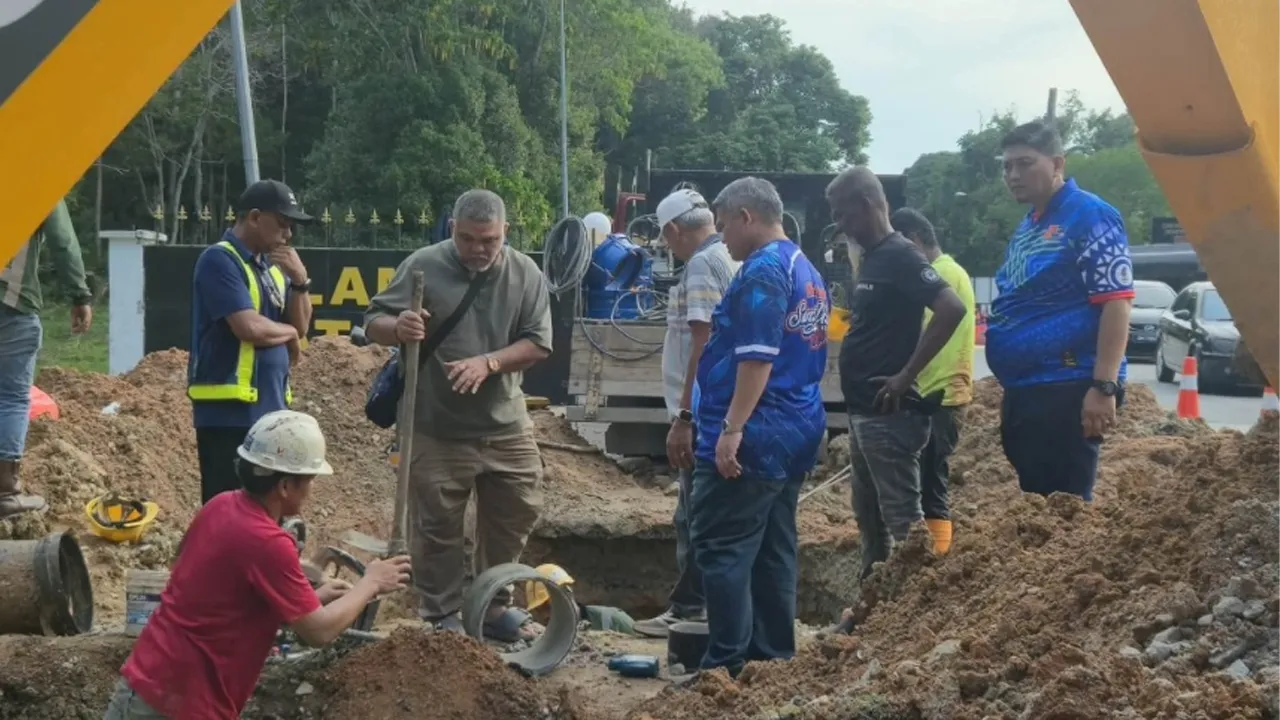 Sumber: RAIS YASIN