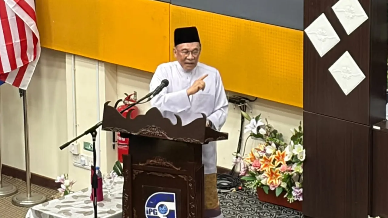 Temu Anwar, Perdana Menteri, IPG