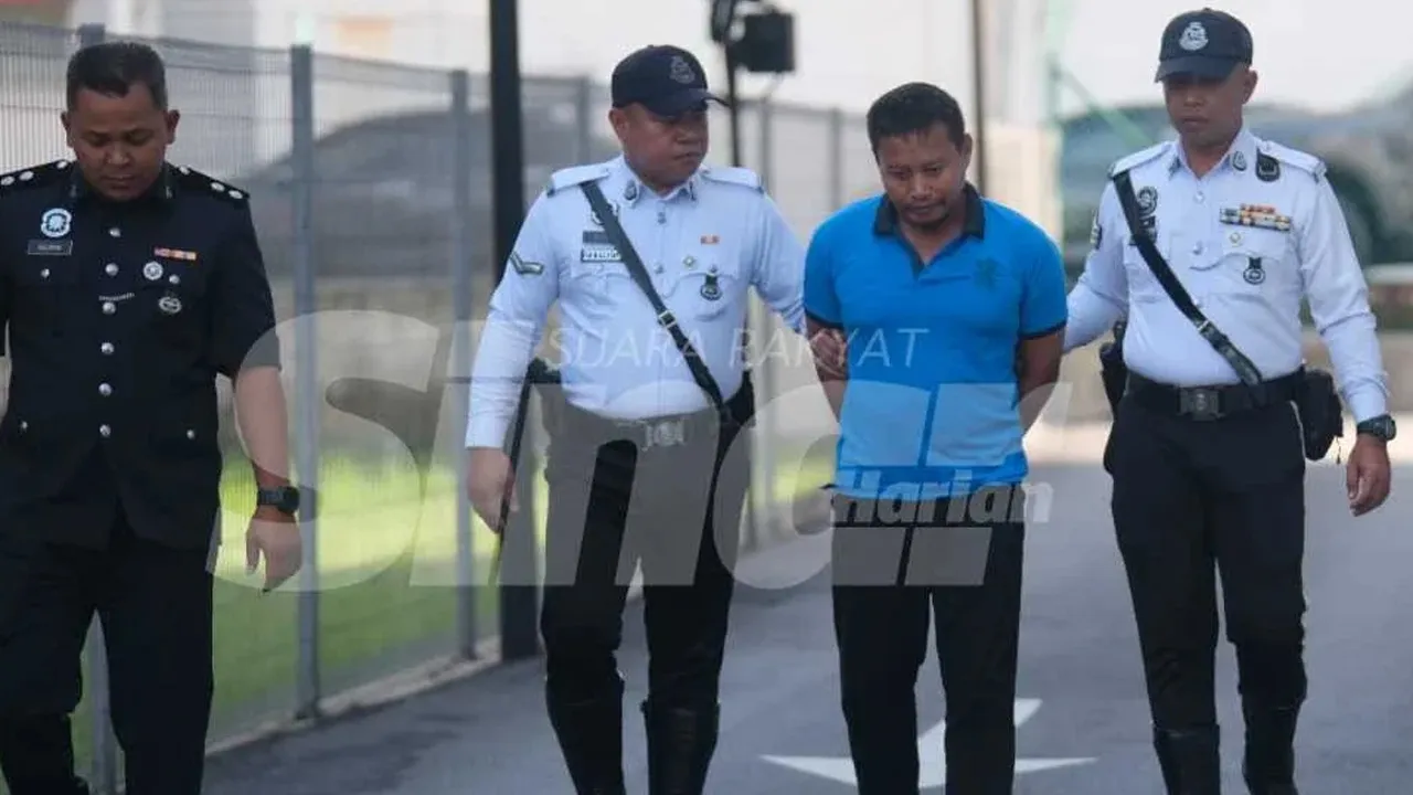 KAJANG – Pemandu kereta Perodua Aruz mengaku tidak bersalah di Mahkamah Majistret di sini pada Jumaat, atas tiga pertuduhan memandu di bawah pengaruh dadah hingga menyebabkan kematian tiga beranak.