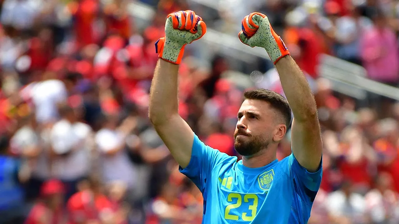 Soccer Football - FIFA World Cup 2026 - Round of 32 - Spain v Austria - Los Angeles Stadium, Inglewood, California, U.S. - July 2, 2026 Spain's Unai Simon celebrates after the match as Spain qualify for the Round of 16 stage of the World Cup IMAGN IMAGES via Reuters/Gary Vasquez