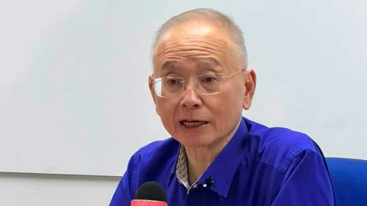 Wee Ka Siong 