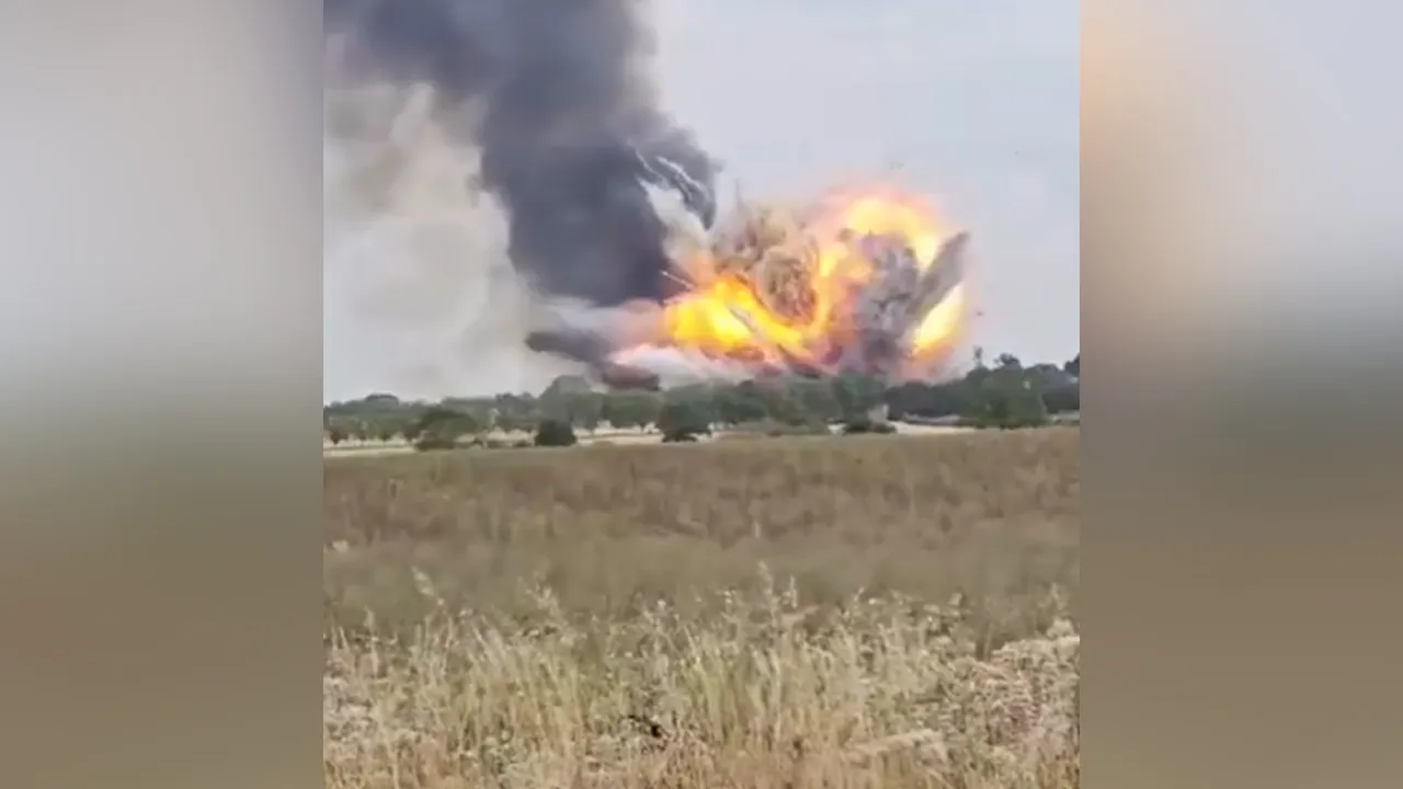 Firefighters are tackling a major industrial unit blaze on Southend Road between East Hanningfield and Rettendon, Essex.  An explosion at the site (reported by some as involving a fertiliser store at Highlands Farm) was heard and felt across wide parts of Essex, with residents saying houses shook up to 10–12 miles away. Large plumes of dark smoke are visible.