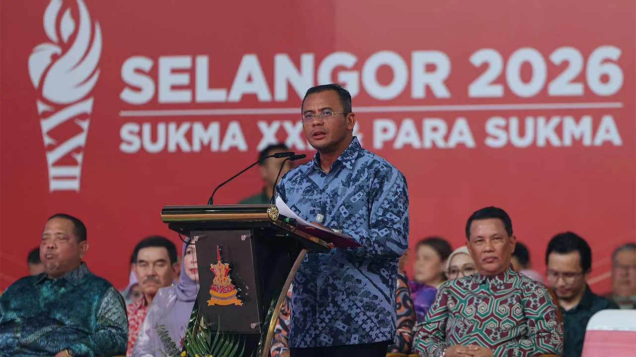 SHAH ALAM, 15 Ogos -- Menteri Besar Selangor Datuk Seri Amirudin Shari menyampaikan ucapan pada Perasmian Sukan Malaysia (SUKMA) Ke-22 dan Para SUKMA Selangor 2026 di Dataran Kemerdekaan Shah Alam, hari ini.  -- fotoBERNAMA (2026) HAK CIPTA TERPELIHARA