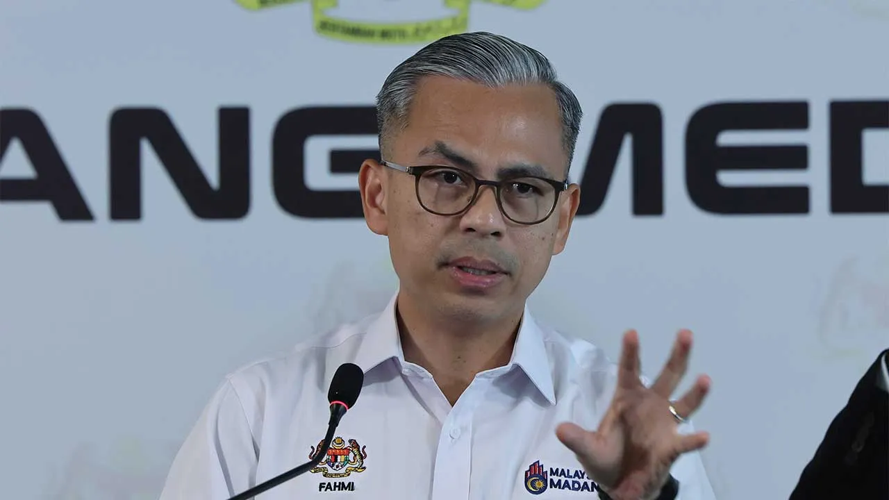 PUTRAJAYA, 5 Ogos -- Menteri Komunikasi yang juga jurucakap Kerajaan Perpaduan Datuk Seri Fahmi Fadzil ketika sidang media mingguan Kabinet di Menara Komunikasi hari ini.  --fotoBERNAMA (2026) HAK CIPTA TERPELIHARA