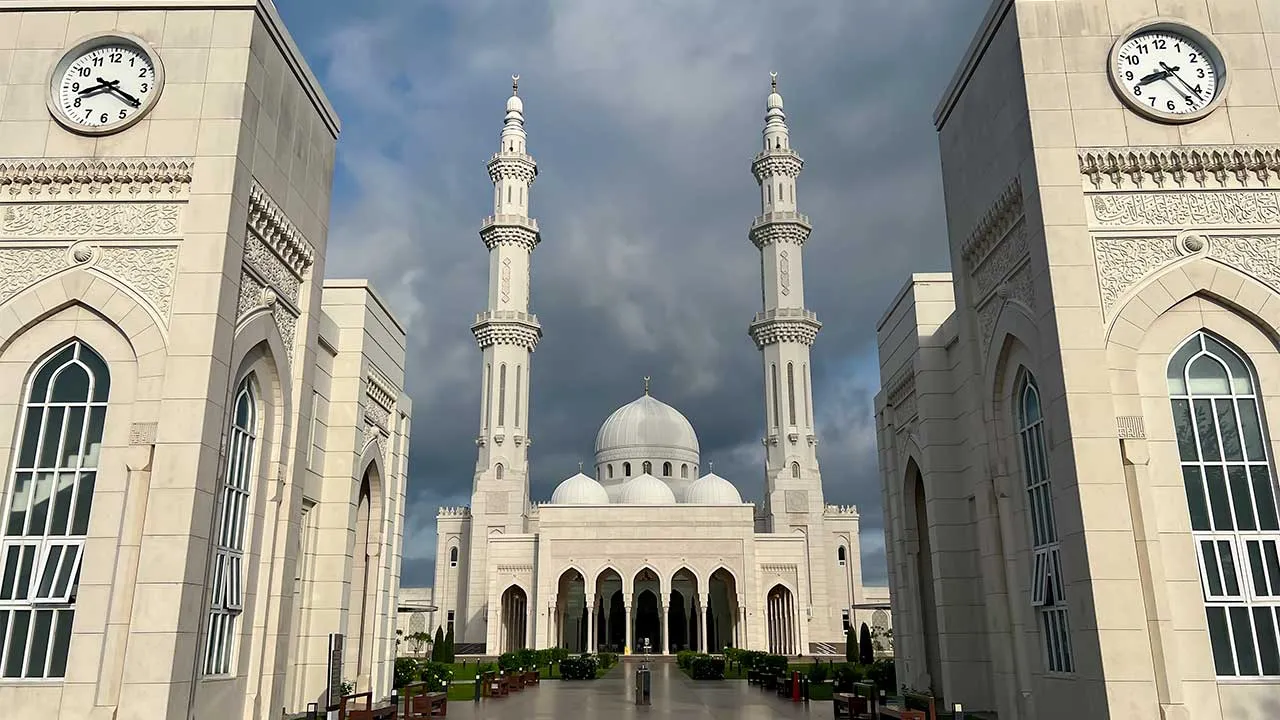 [TB]_Masjid Sri Sendayan_ADOBE STOCK