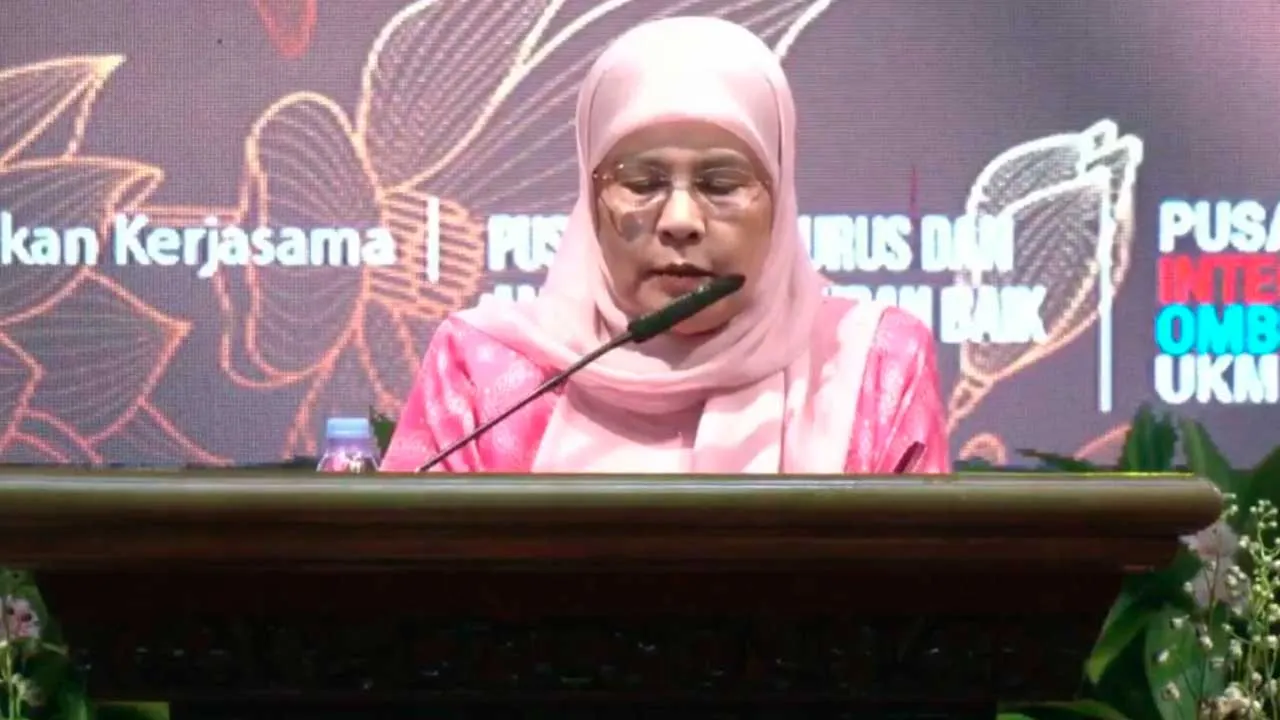 [TB]_Tun Tengku Maimun Tuan Mat_FB Universiti Kebangsaan Malaysia - UKM 