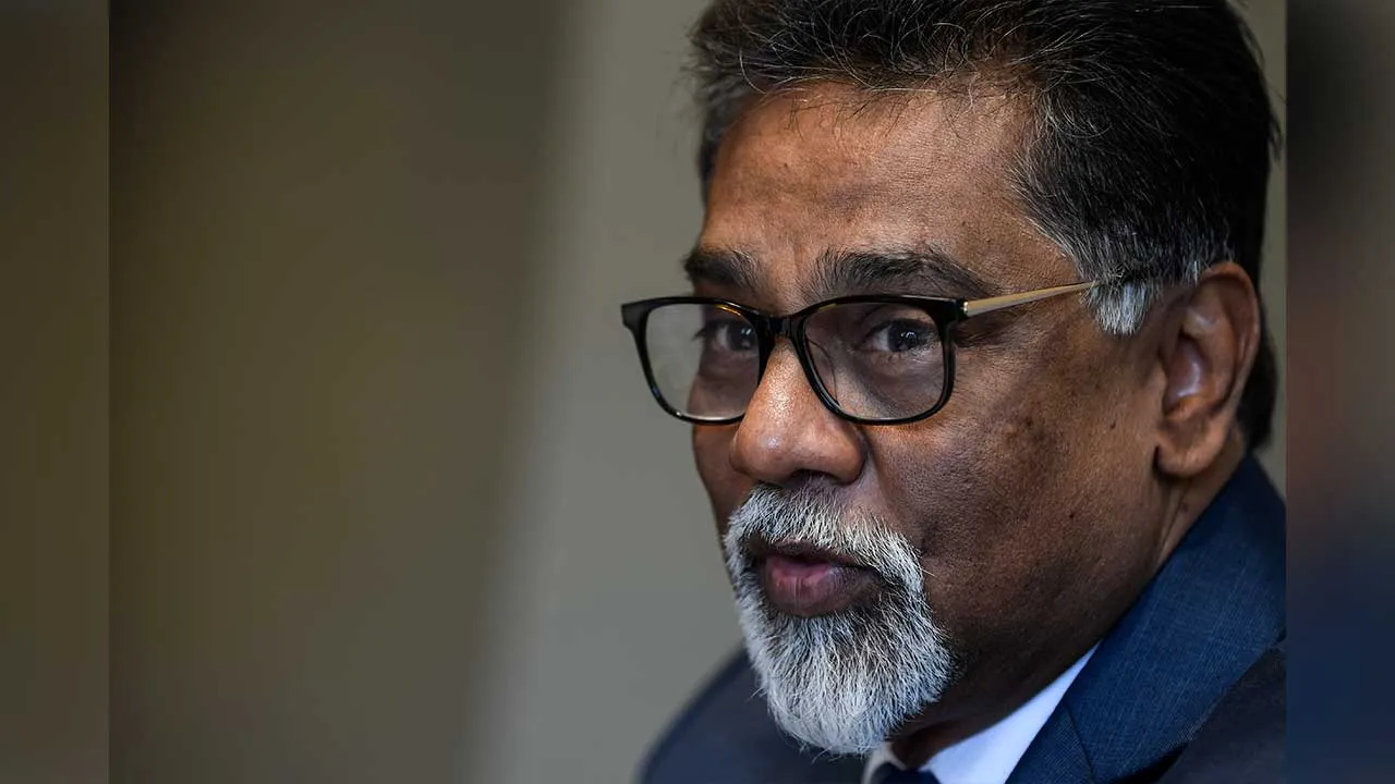 KUALA LUMPUR, 6 Feb -- Menteri Air, Tanah dan Sumber Asli Datuk Dr Xavier Jayakumar ketika sesi temu bual eksklusif bersama Pertubuhan Berita Nasional Malaysia (Bernama) di ibu kota hari ini. -- fotoBERNAMA (2020) HAK CIPTA TERPELIHARA