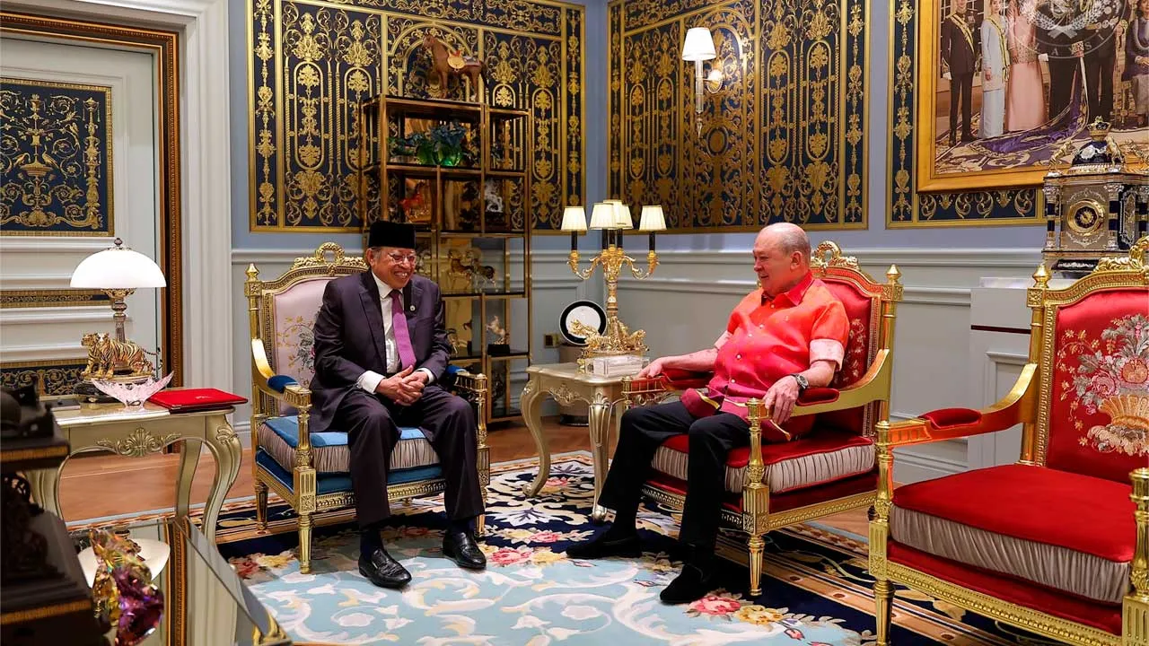 [TB]_YDPA PREMIER SARAWAK_FB Sultan Ibrahim Sultan Iskandar