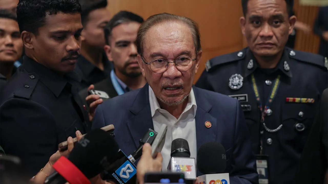 ANWAR MAJLIS LIBAT URUS BELANJAWAN