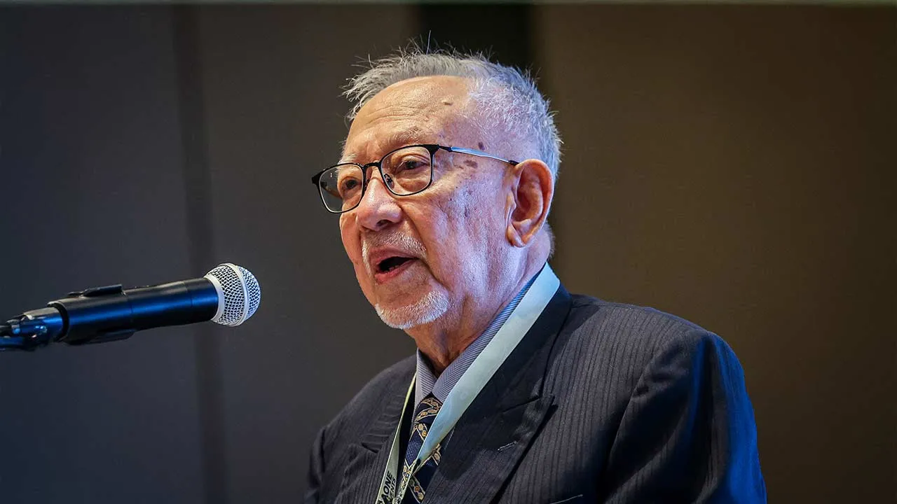 KUALA LUMPUR, 6 Ogos -- Bekas Hakim Mahkamah Tinggi Malaya dan Borneo Datuk Syed Ahmad Idid Syed Abdullah menyampaikan ucapan pada Persidangan Wisdom Malaysia 2026 Ke-2 di sini hari ini.  --fotoBERNAMA (2026) HAK CIPTA TERPELIHARA   KUALA LUMPUR, Aug 6 -- Former High Court Judge of Malaya and Borneo Datuk Syed Ahmad Idid Syed Abdullah delivering his speech during the 2nd Wisdom Malaysia Conference 2026 here today.  --fotoBERNAMA (2026) COPYRIGHT RESERVED