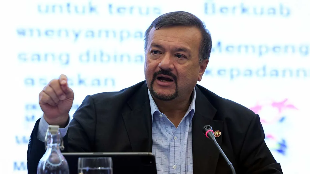 PUTRAJAYA, 7 Ogos -- Menteri Kewangan II Datuk Seri Amir Hamzah Azizan ketika Sidang Media Laporan Tahunan GEAR-uP 2026 di Kementerian Kewangan hari ini.  --fotoBERNAMA (2026) HAK CIPTA TERPELIHARA