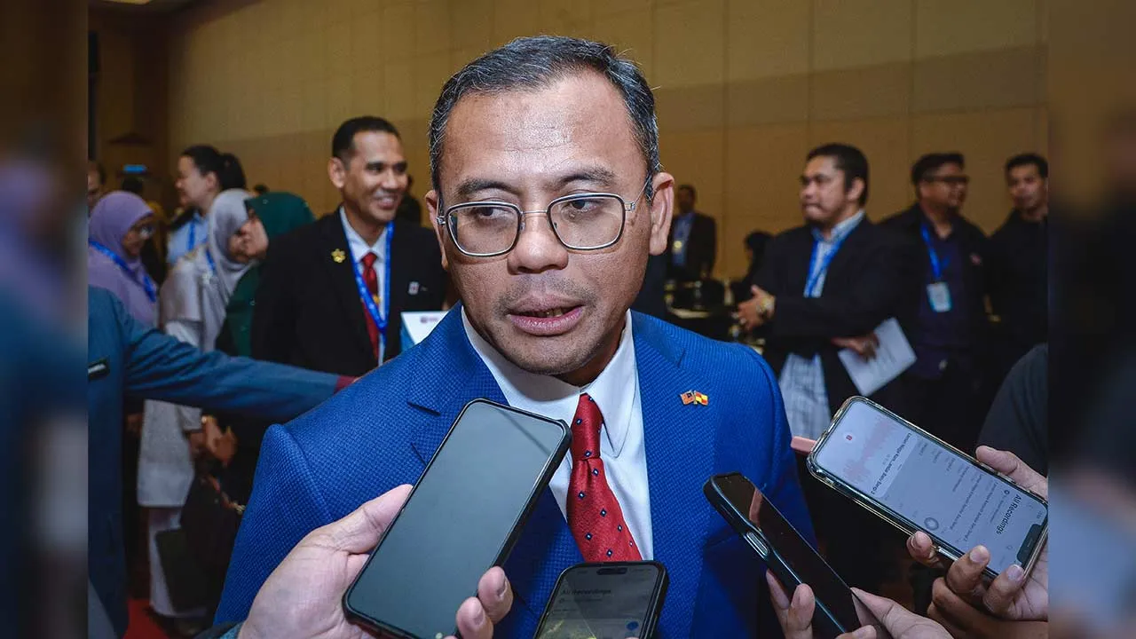 BANGI, 10 Ogos -- Menteri Besar Selangor Datuk Seri Amirudin Shari ketika ditemui pemberita selepas Majlis Perasmian 'Human Ecology International Conference II (HEIC II) 2026' hari ini.  --fotoBERNAMA (2026) HAK CIPTA TERPELIHARA