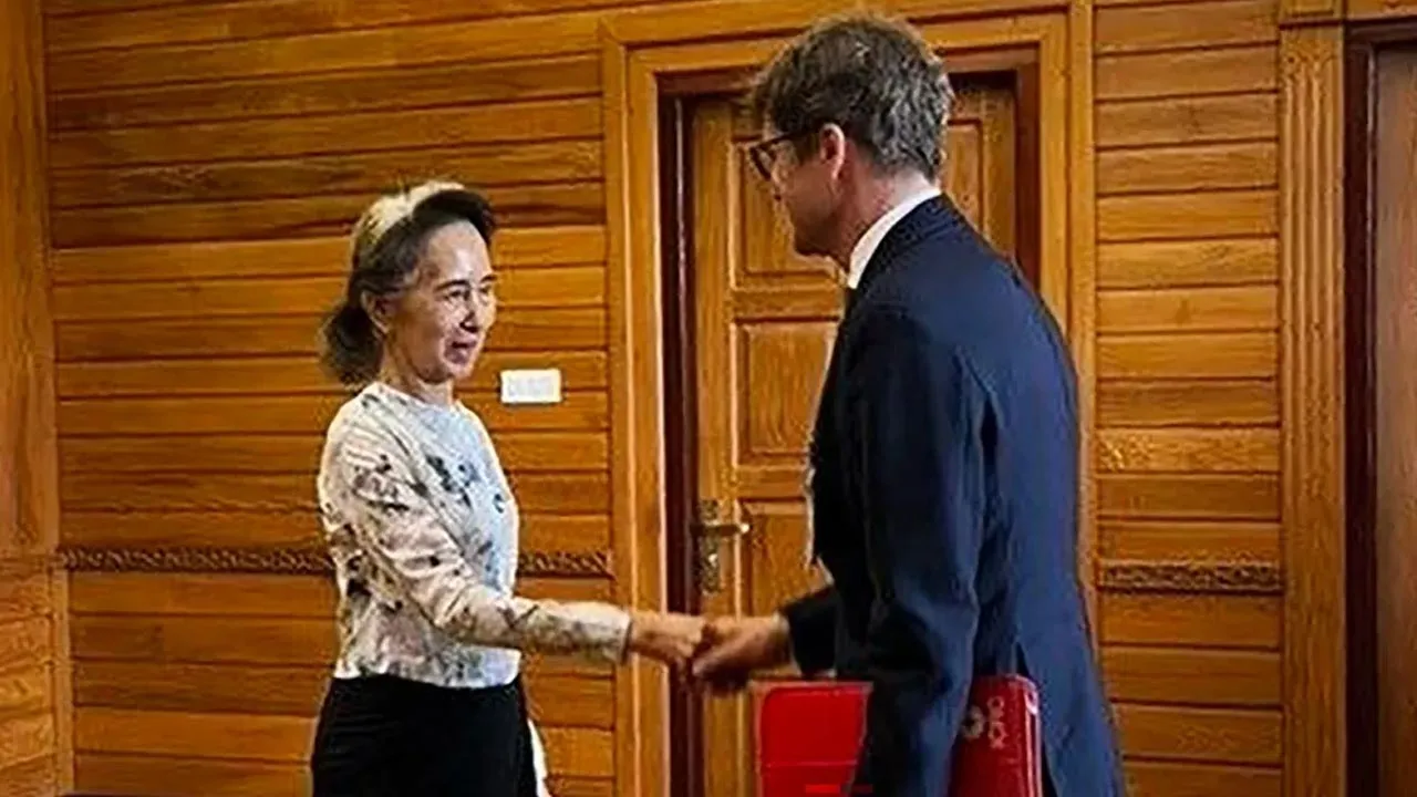 Aung San Suu Kyi