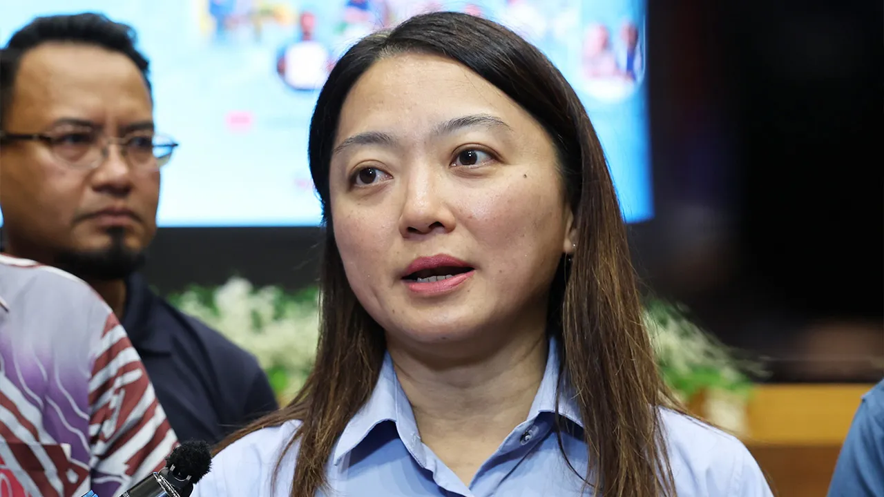 PUTRAJAYA, 1 Ogos -- Menteri di Jabatan Perdana Menteri (Wilayah Persekutuan) Hannah Yeoh ketika sidang media pada Program MADANI Kita (PMK) 2026 bersama Komuniti Wilayah Persekutuan Putrajaya di Kompleks Kejiranan Presint 11 hari ini.  --fotoBERNAMA (2026) HAK CIPTA TERPELIHARA