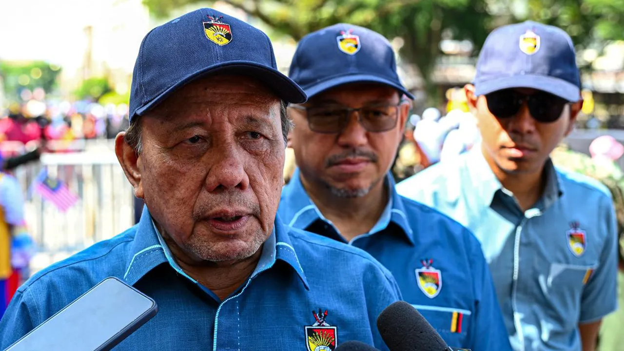 SEREMBAN, 31 Ogos - Menteri Besar Negeri Sembilan Datuk Ismail Lasim ketika ditemui media pada Sambutan Hari Kebangsaan Peringkat Negeri Sembilan di Dataran Majlis Bandaraya Seremban, hari ini. - fotoBERNAMA (2026) HAK CIPTA TERPELIHARA
