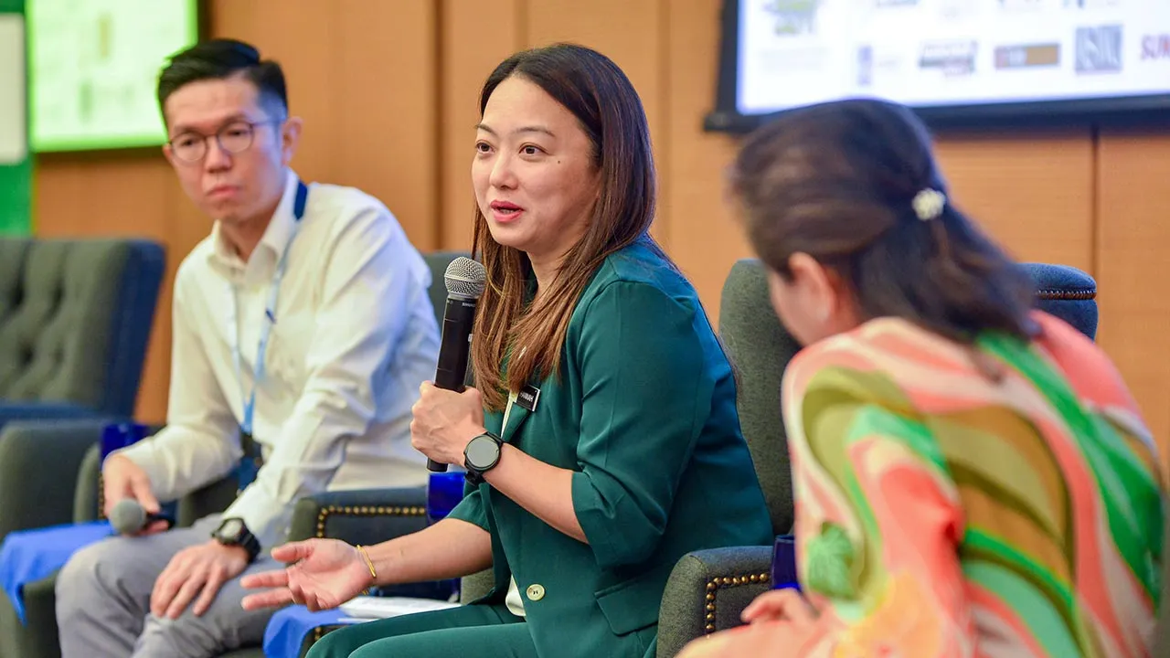 KUALA LUMPUR, Aug 3 -- Minister in the Prime Minister's Department (Federal Territories) Hannah Yeoh (centre) speaks during the "Business vs Nature: Who Wins and When" forum session at the National Climate Governance Summit (NCGS) 2026 at Sasana Kijang today.  -- fotoBERNAMA (2026) COPYRIGHT RESERVED