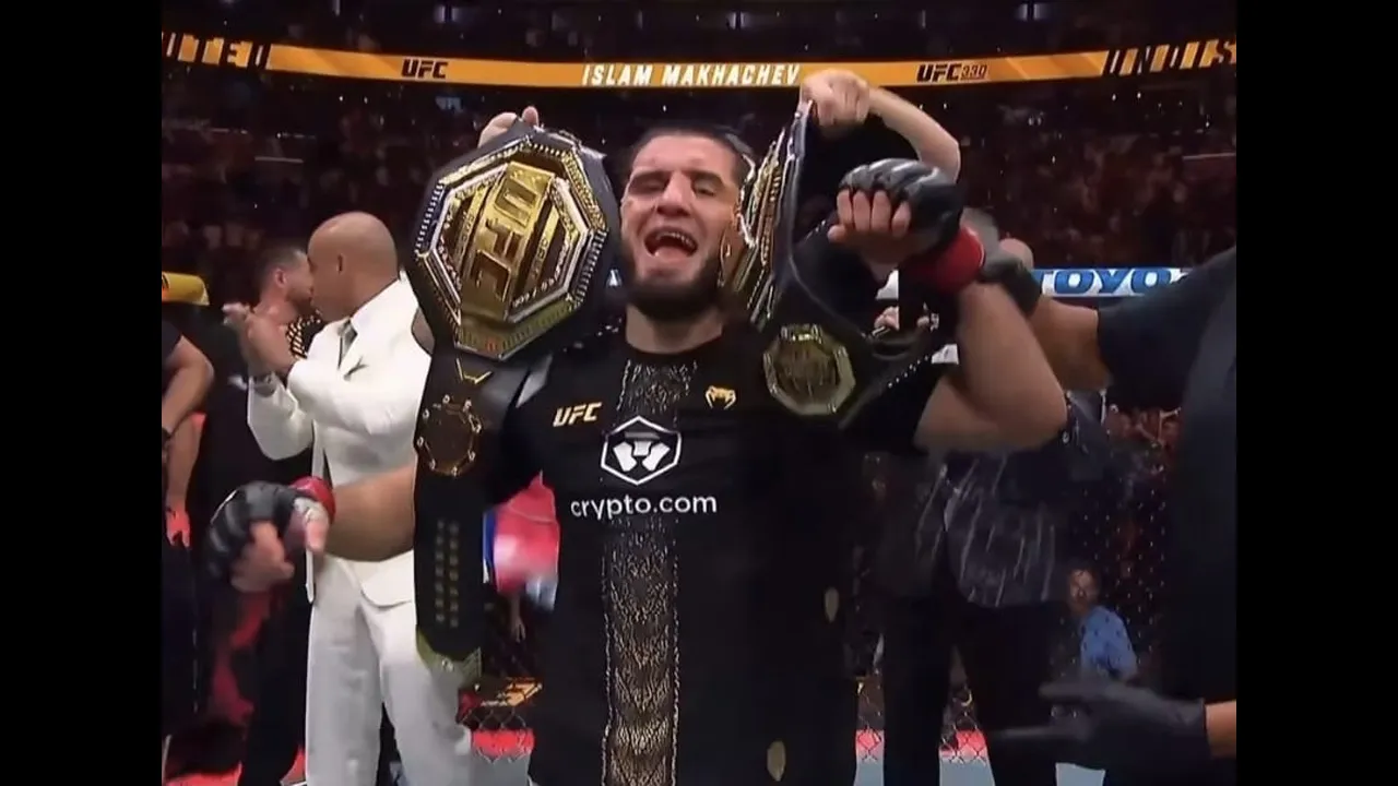 TB_ISLAM MAKHACHEV UFC 330_IG UFC