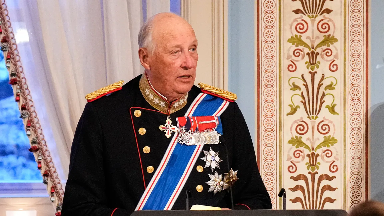 FILE - Norway's King Harald gives a speech during a gala dinner at the Palace in connection with the state visit of the Icelandic presidential couple, in Oslo, on April 8, 2025. (Fredrik Varfjell/NTB Scanpix via AP, File)