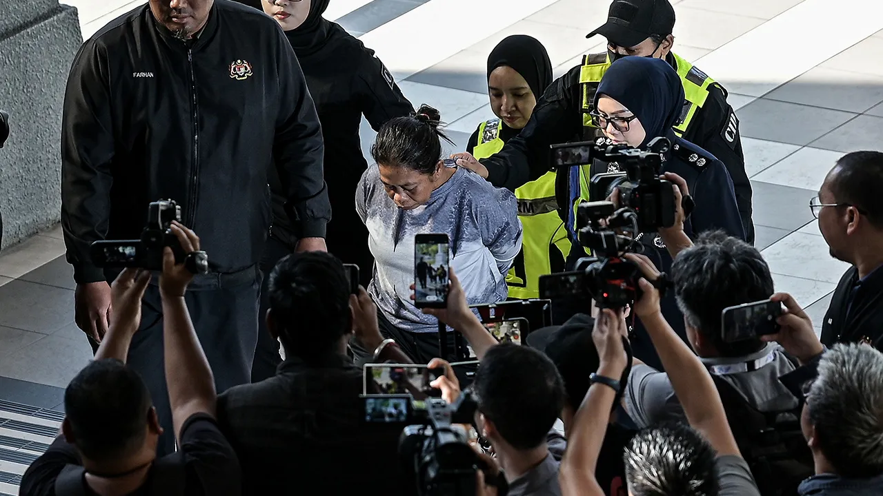 KUALA LUMPUR, 7 Ogos -- Pembantu rumah warga Indonesia Wahyuni Tanjung, 44, dipenjara empat tahun oleh Mahkamah Sesyen hari ini selepas mengaku bersalah mengabaikan seorang kanak-kanak lelaki sehingga menyebabkan kematiannya di kolam renang dewasa, bulan lepas.